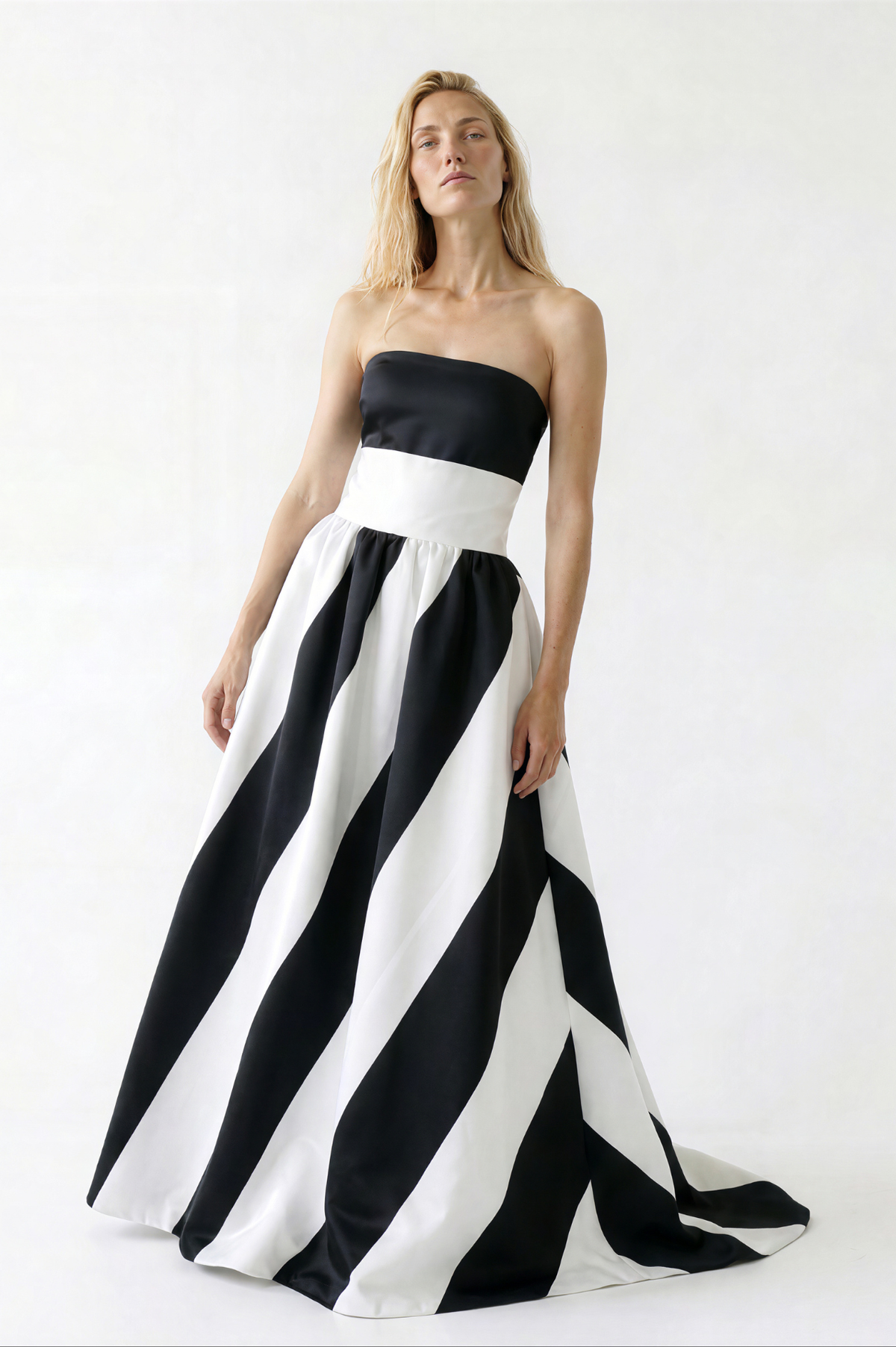 Notte Gown