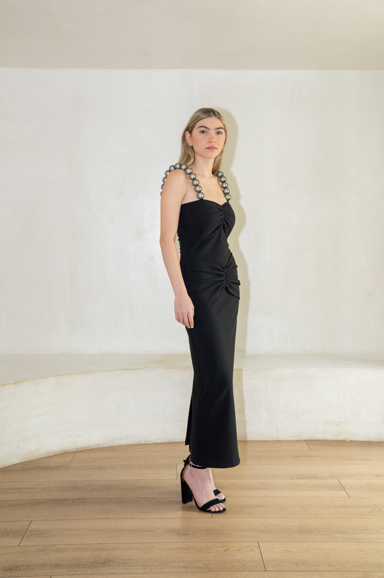 Ember Pearl Midi Dress Black