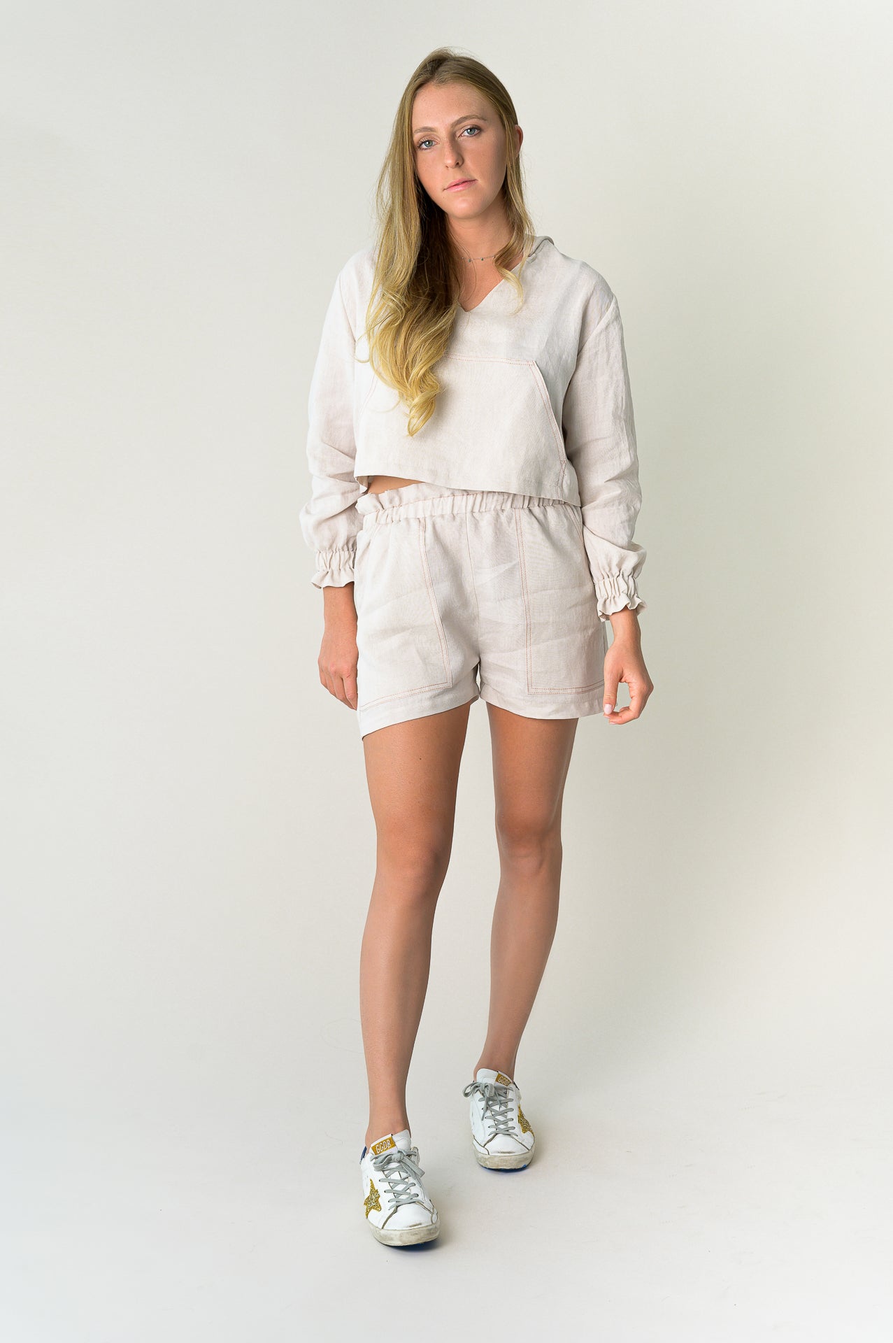 Linen Ruffle Shorts | Beige with Mauve
